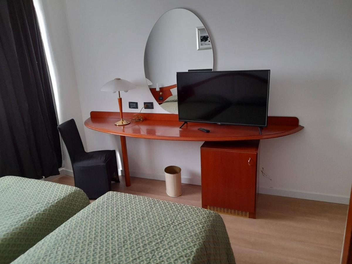 Hotel Donizetti Lallio Extérieur photo