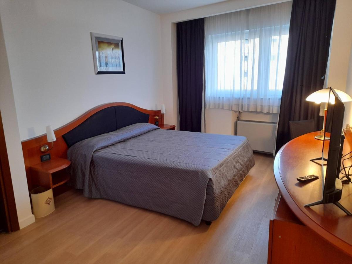 Hotel Donizetti Lallio Extérieur photo
