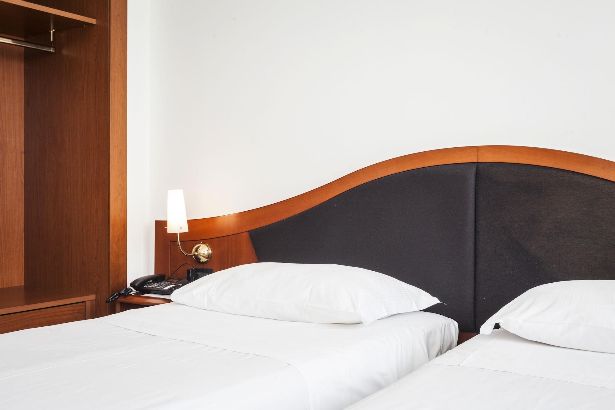 Hotel Donizetti Lallio Extérieur photo