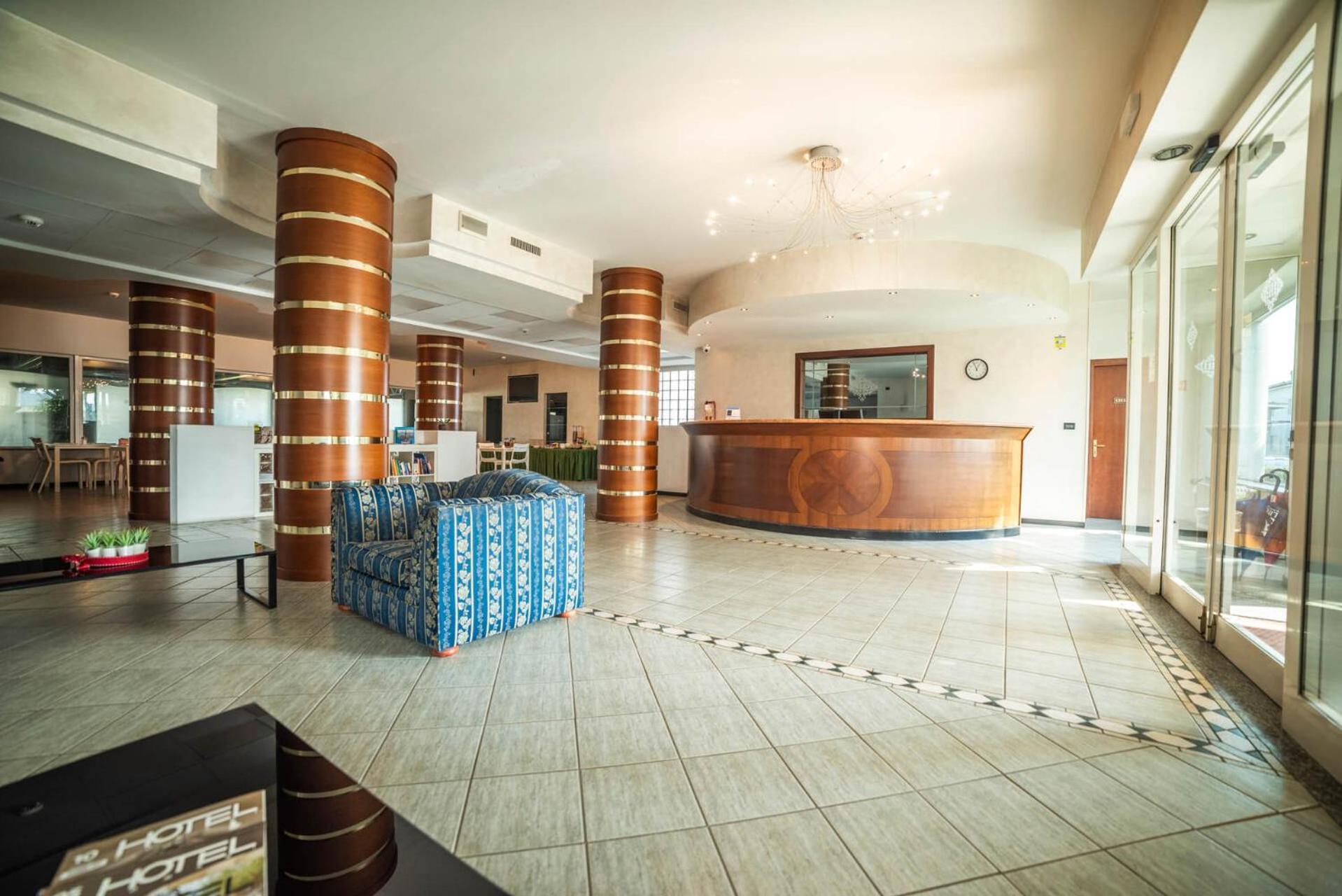 Hotel Donizetti Lallio Extérieur photo